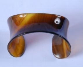 Vòng Tay Sừng Trâu 6