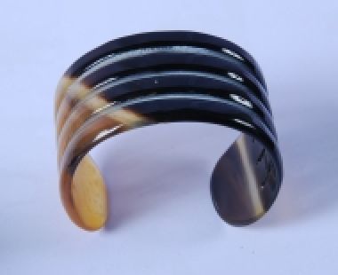 Vòng Tay Sừng Trâu 43