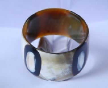 Vòng Tay Sừng Trâu 45